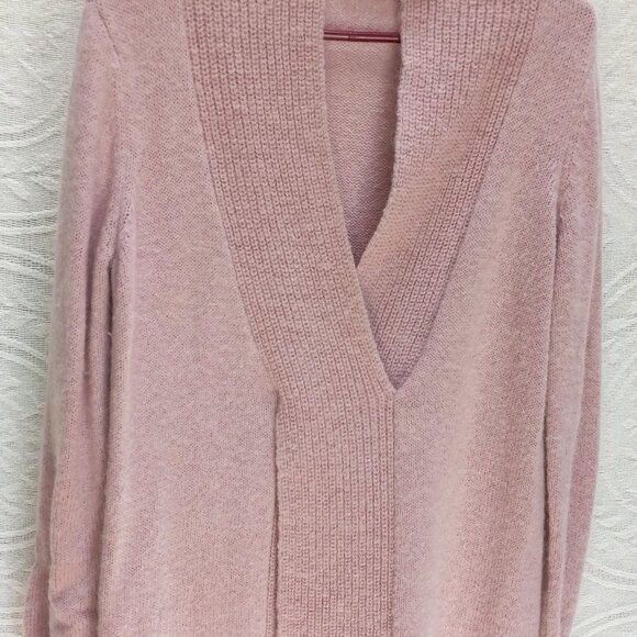 Soft Surroundings Dusty Mauve Fuzzy Knit V-Neck Sweater Sz-M (T-399) - Picture 4 of 12
